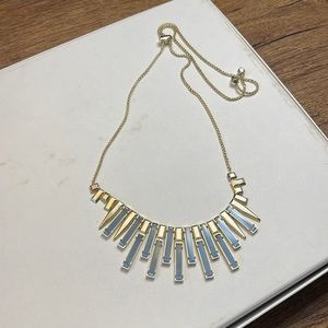 Kendra Scott necklace